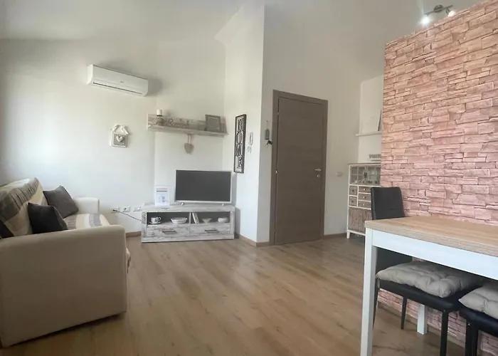 Sophie - Comfort E Relax A Pochi Km Da Nora * プーラ